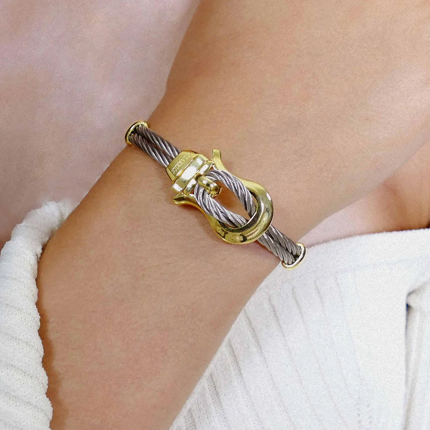Cable Signature Bonifacio Bangle - Image 9