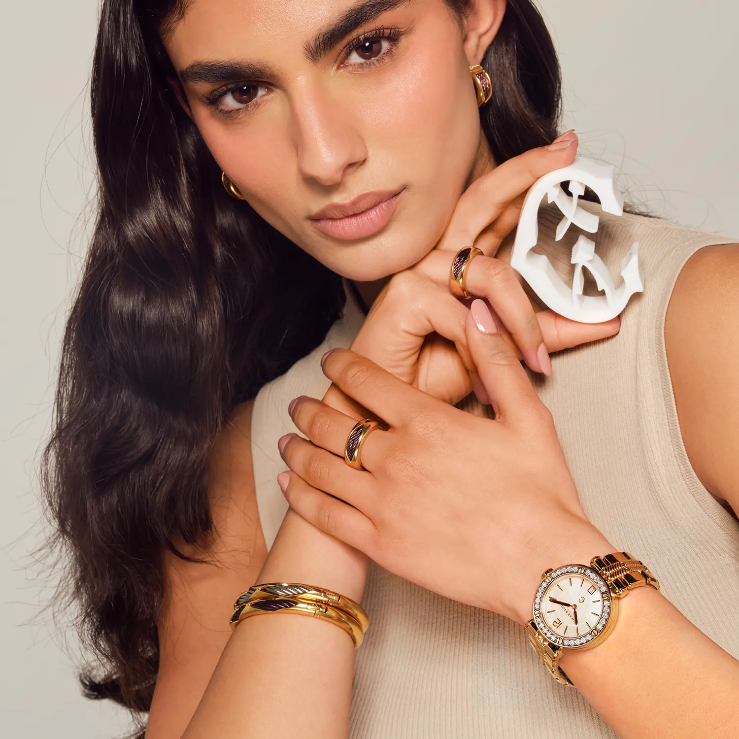 NAVIGATOR CRUISE, 36MM, QUARTZ CALIBRE, MOTHER-OF-PEARL DIAL, 30 FULL CUT DIAMONDS WITH 6 SCREWS BEZEL, STEEL YELLOW GOLD PVD METAL INTERCHANGEABLE BRACELET - Image 5